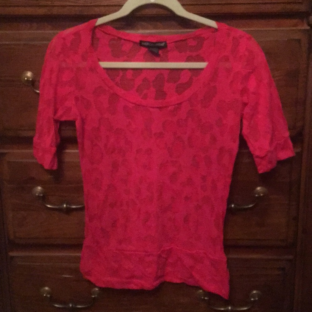 Cute burnout top
